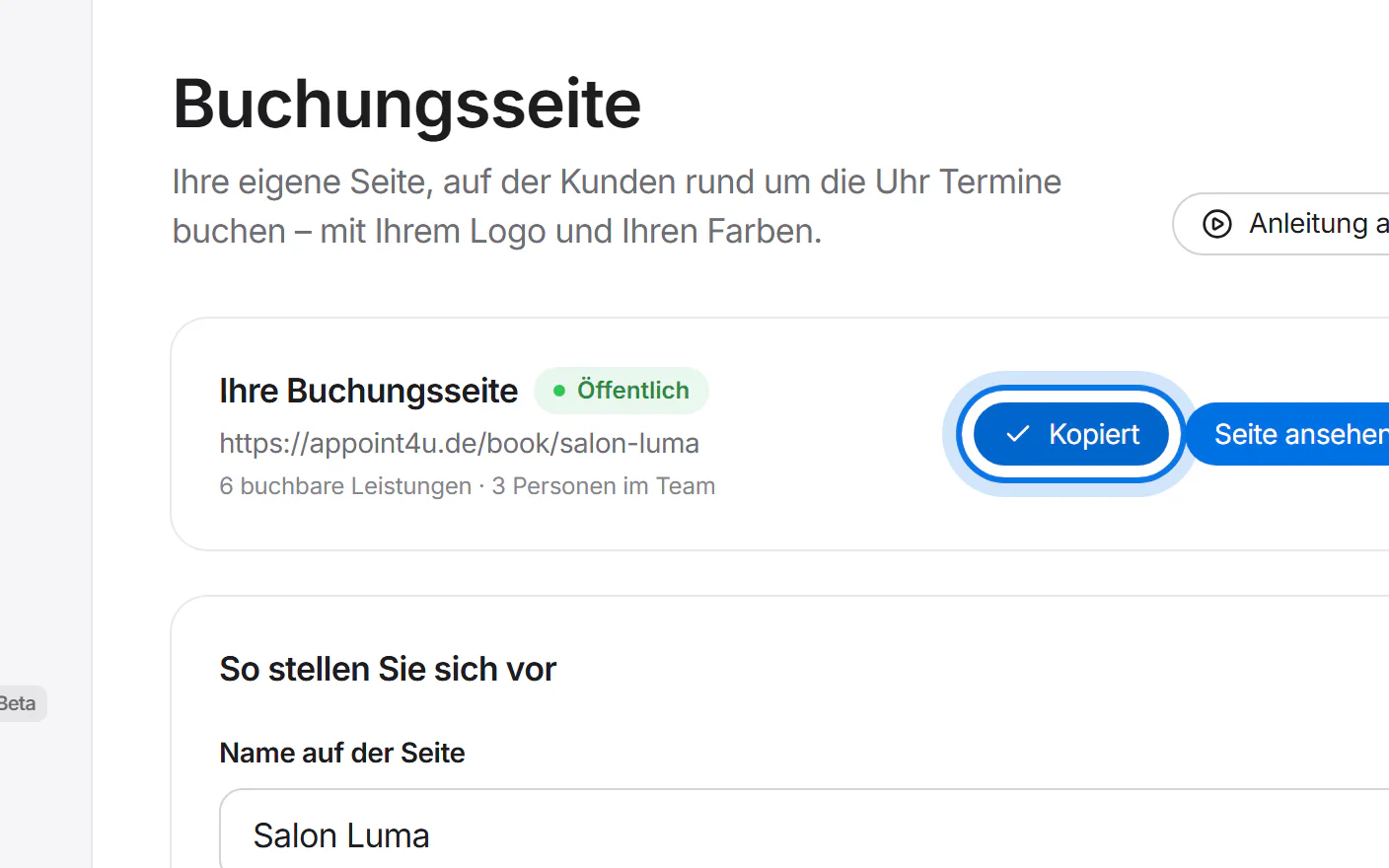 Bereich „Ihre Buchungsseite“ mit der Adresse der Seite; der Knopf zeigt „Kopiert“ und ist markiert.