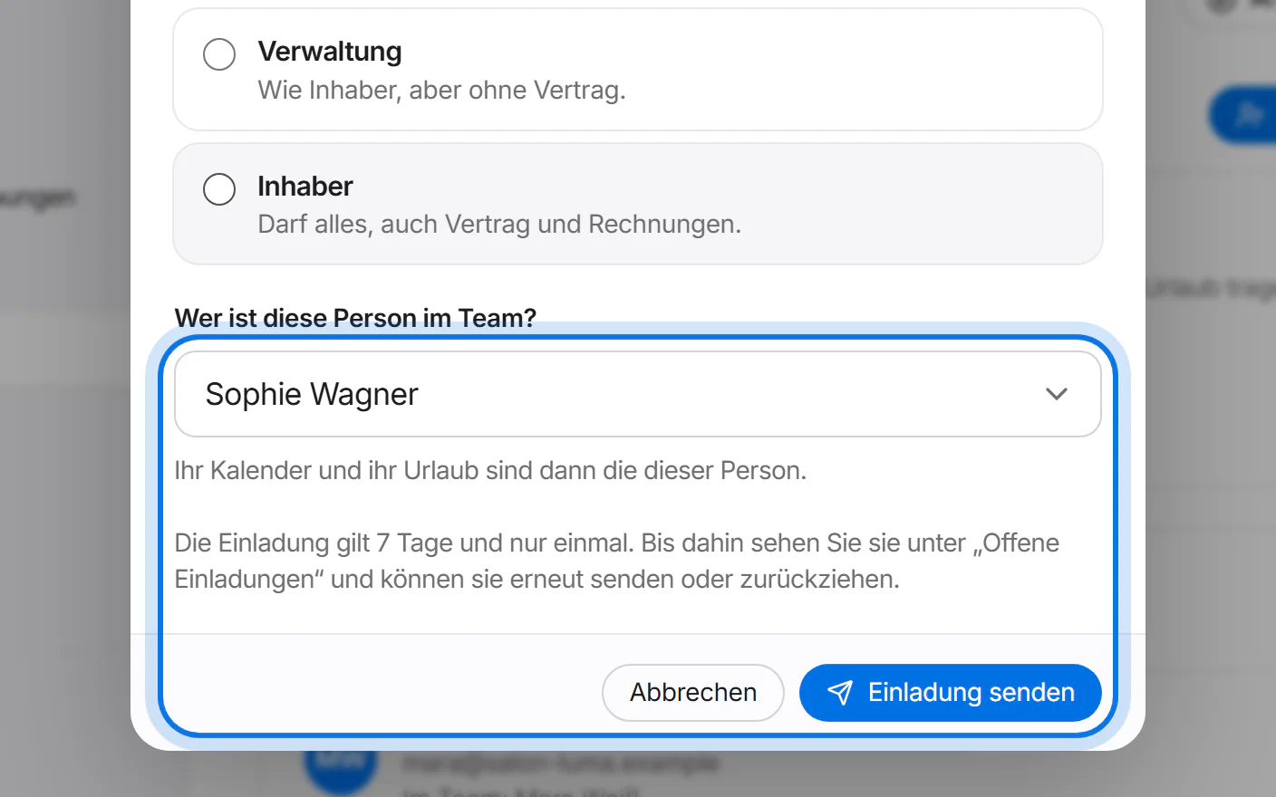 Das Feld „Wer ist diese Person im Team?“ mit Sophie Wagner, der Hinweis „Die Einladung gilt 7 Tage und nur einmal.“ und der Knopf „Einladung senden“, markiert.