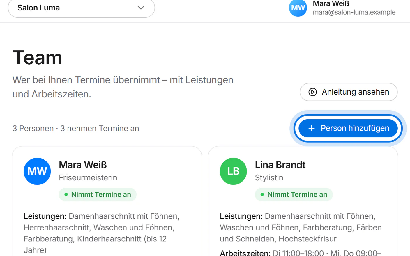 Die Seite „Team“ mit markiertem Knopf „Person hinzufügen“.